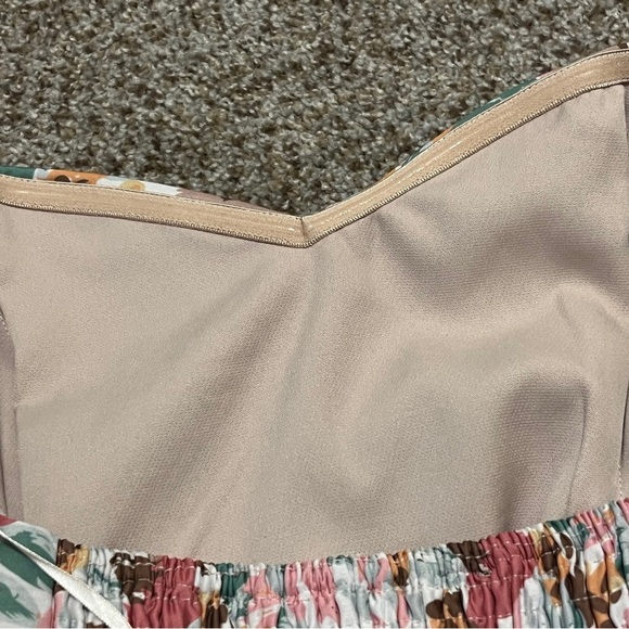 Floral Off-Shoulder Bodysuit with Ruffled Sleeves - Picture 4 of 11